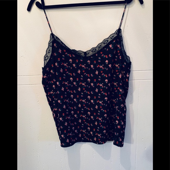 Cami top🌺 - Picture 4 of 4